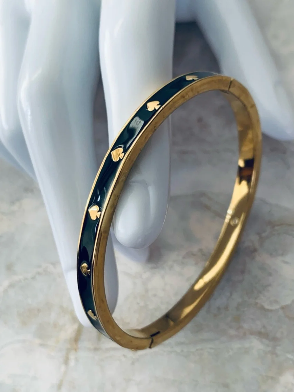 Spot The Spade Enamel Hinged Bangle Bracelet - Picture 7 of 8